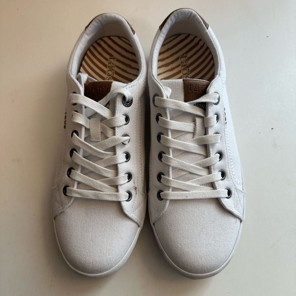 Taos Star Burst Canvas Lace-up Casual SneakerWith Brown Leather Accents Size 9.5 - Picture 2 of 12